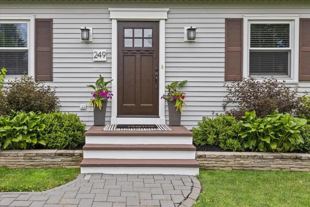 249 Isham Circle Williston VT 05495