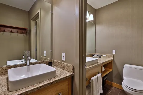 228 East Mountain Road Killington VT 05751