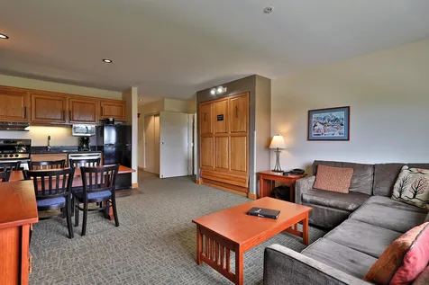 228 East Mountain Road Killington VT 05751