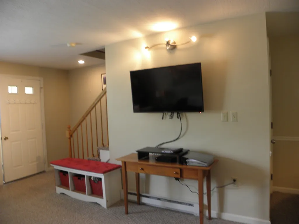 6 Monroe Drive Woodstock NH 03262