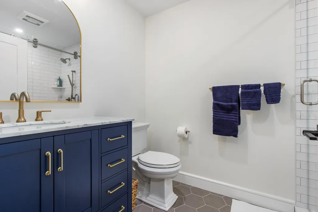 151 Woodland Road North Hampton NH 03862