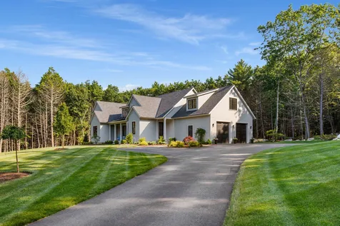151 Woodland Road North Hampton NH 03862