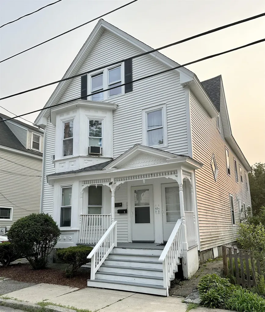 42 1/2 Abbott Street Nashua NH 03064