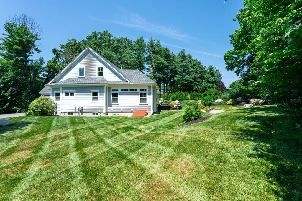 7 Rosewood Court Exeter NH 03833