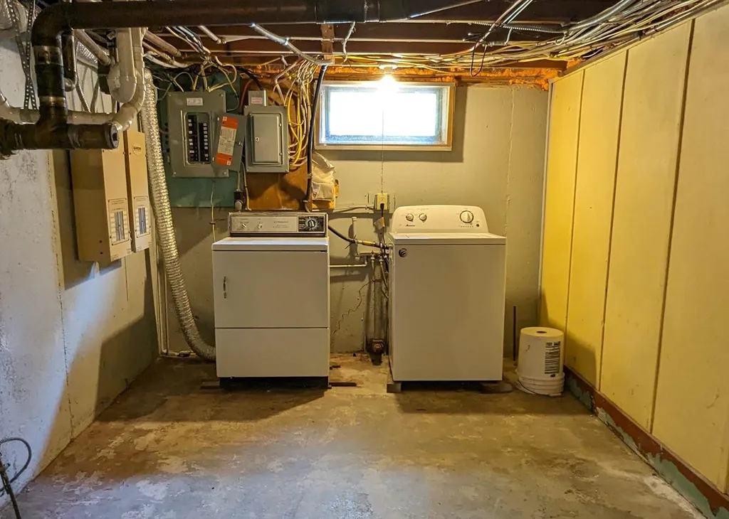 3 Winding Brook Road Goffstown NH 03045