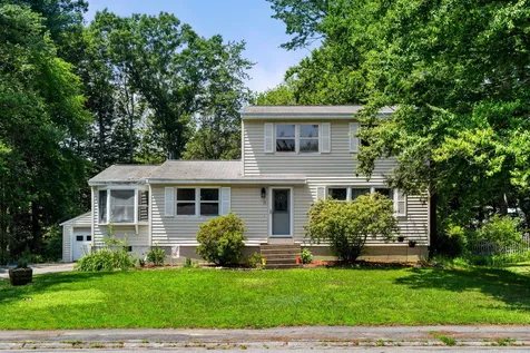 13 Taft Road Portsmouth NH 03801