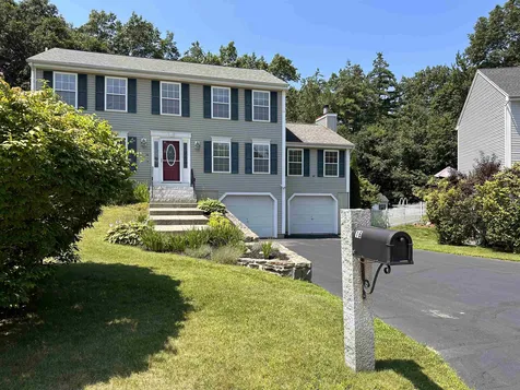 16 Scotchpine Lane Merrimack NH 03054