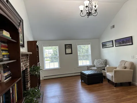 16 Scotchpine Lane Merrimack NH 03054