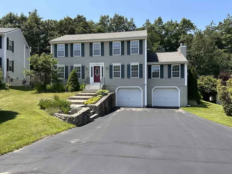 16 Scotchpine Lane Merrimack NH 03054