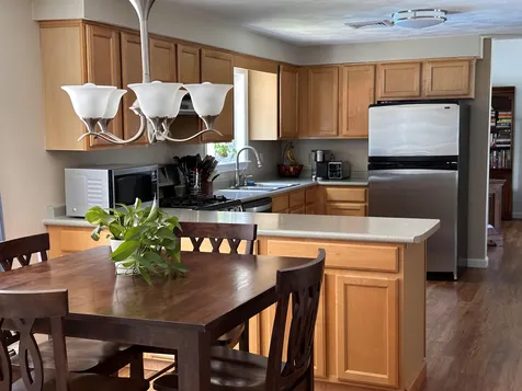 16 Scotchpine Lane Merrimack NH 03054
