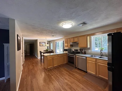 16 Scotchpine Lane Merrimack NH 03054