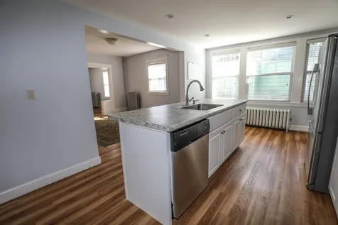 27 Blodget Street Manchester NH 03104