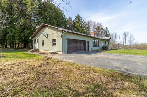 2989 Barton-orleans Road Barton VT 05822