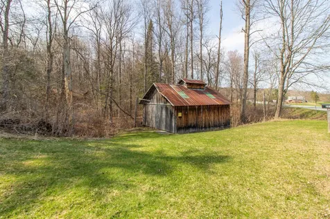 2989 Barton-orleans Road Barton VT 05822