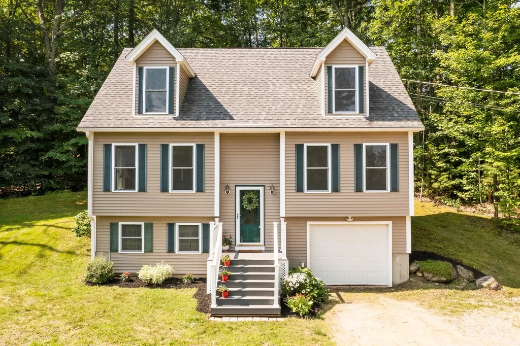 279 Bay Hill Road Northfield NH 03276