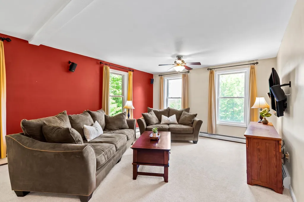 279 Bay Hill Road Northfield NH 03276