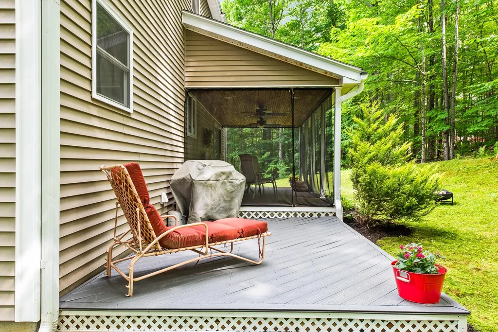 279 Bay Hill Road Northfield NH 03276