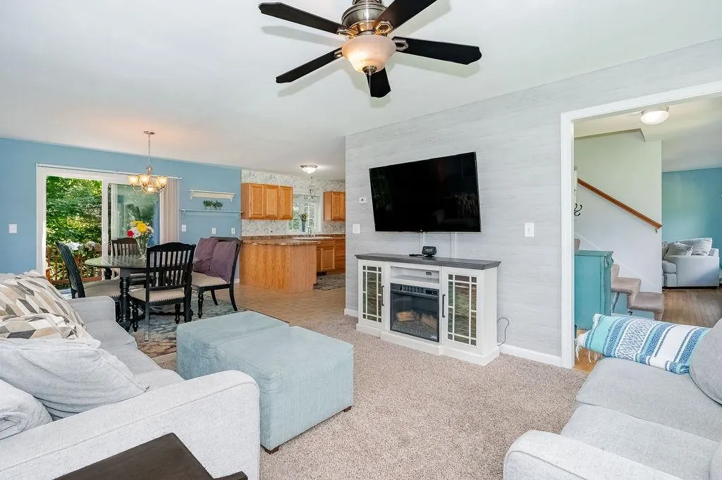 27 Avalon Road Farmington NH 03835