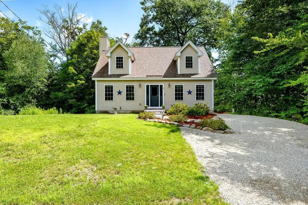 27 Avalon Road Farmington NH 03835