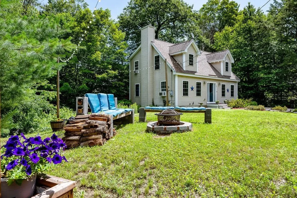 27 Avalon Road Farmington NH 03835