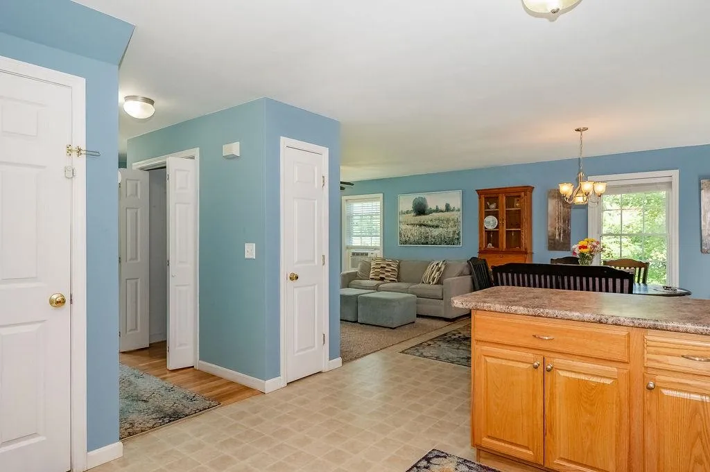 27 Avalon Road Farmington NH 03835