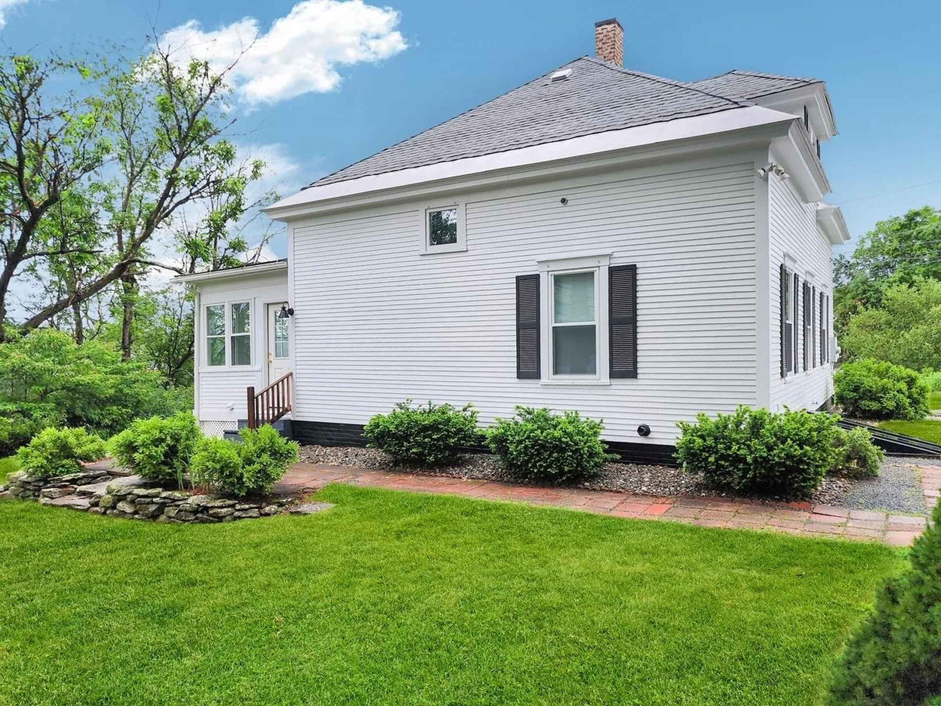 11 Wheatley Street Lebanon NH 03766