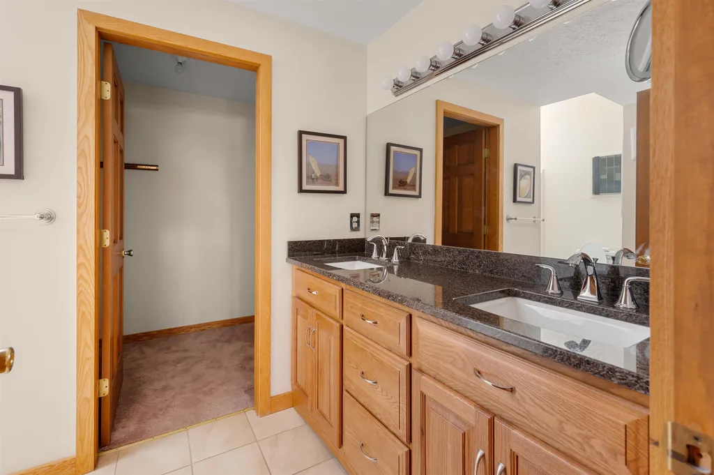 6 Hidden Cove Laconia NH 03246
