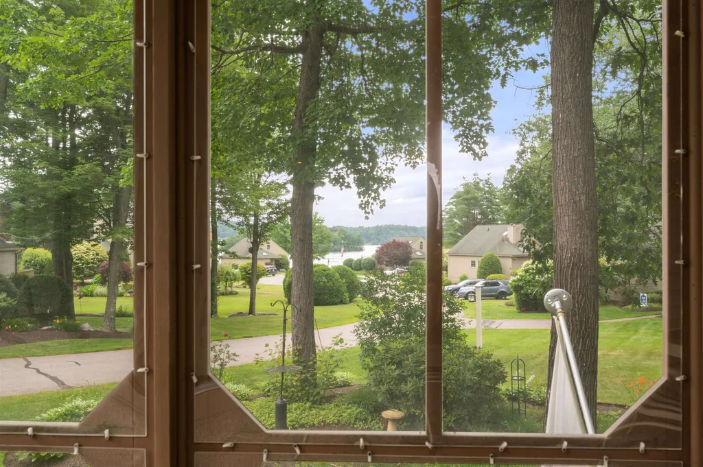 6 Hidden Cove Laconia NH 03246