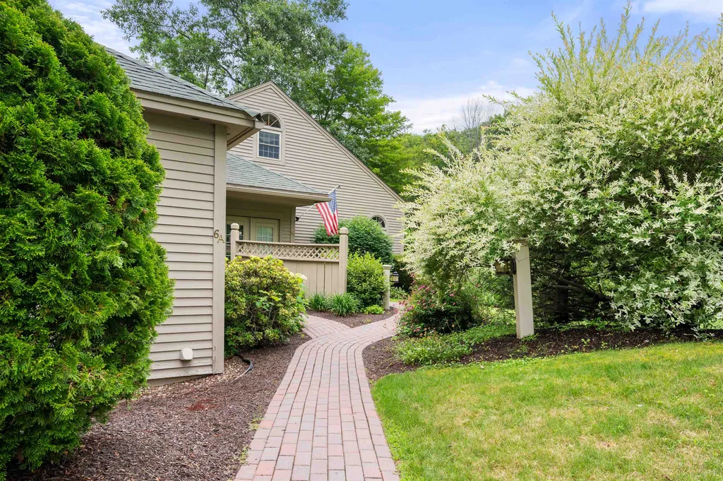 6 Hidden Cove Laconia NH 03246