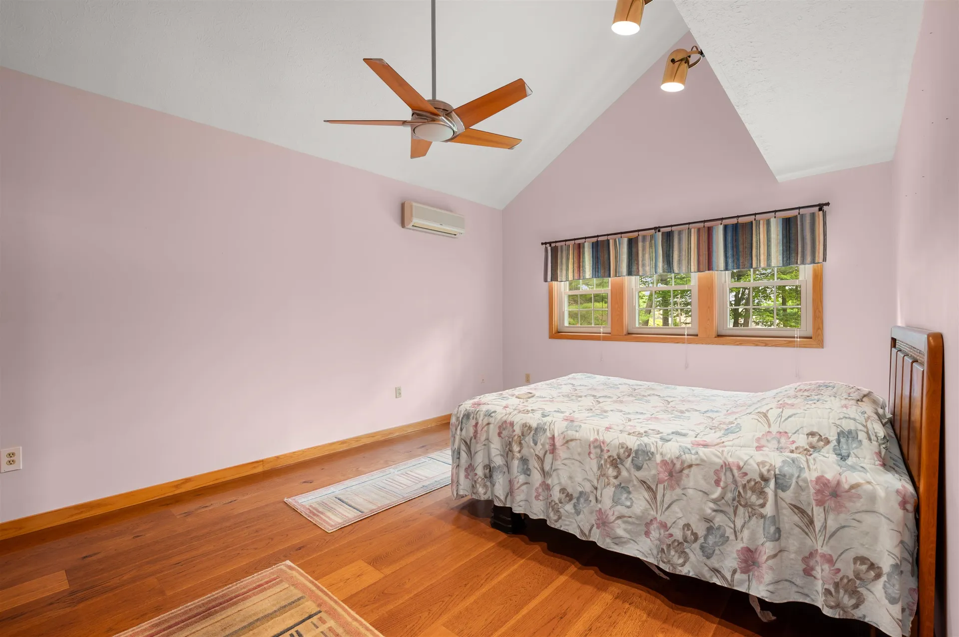 6 Hidden Cove Laconia NH 03246