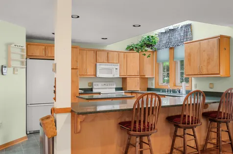 6 Hidden Cove Laconia NH 03246
