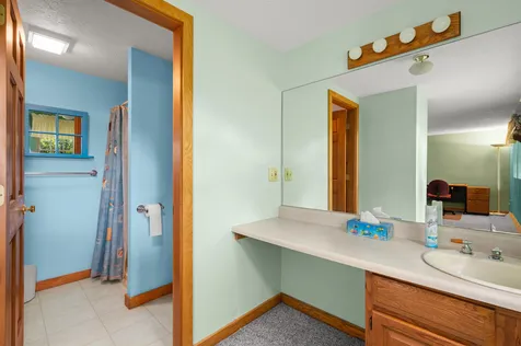 6 Hidden Cove Laconia NH 03246