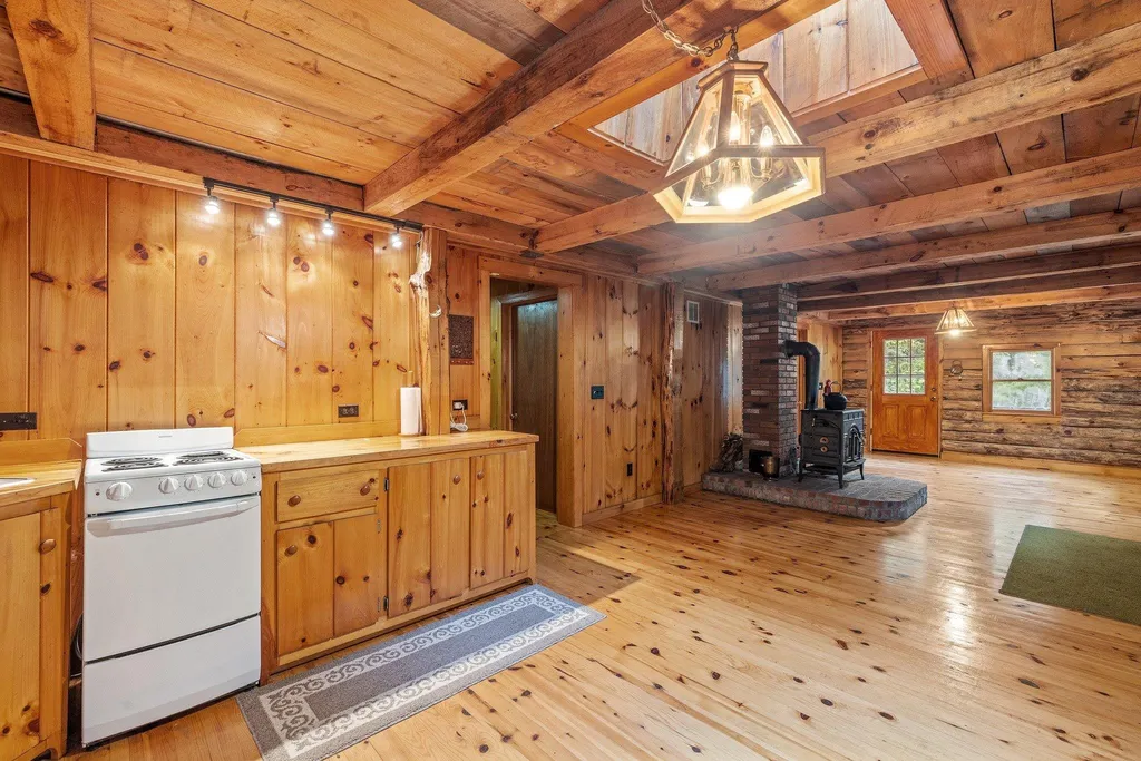 7 Moose Run Drive Sanbornton NH 03269