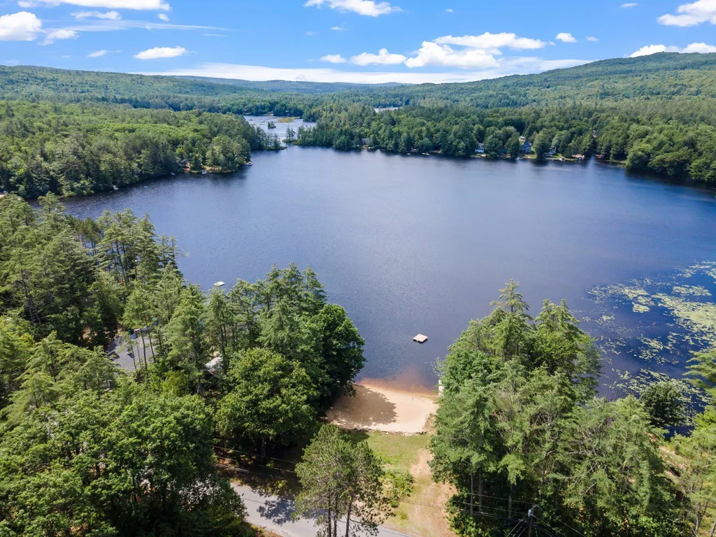 7 Moose Run Drive Sanbornton NH 03269