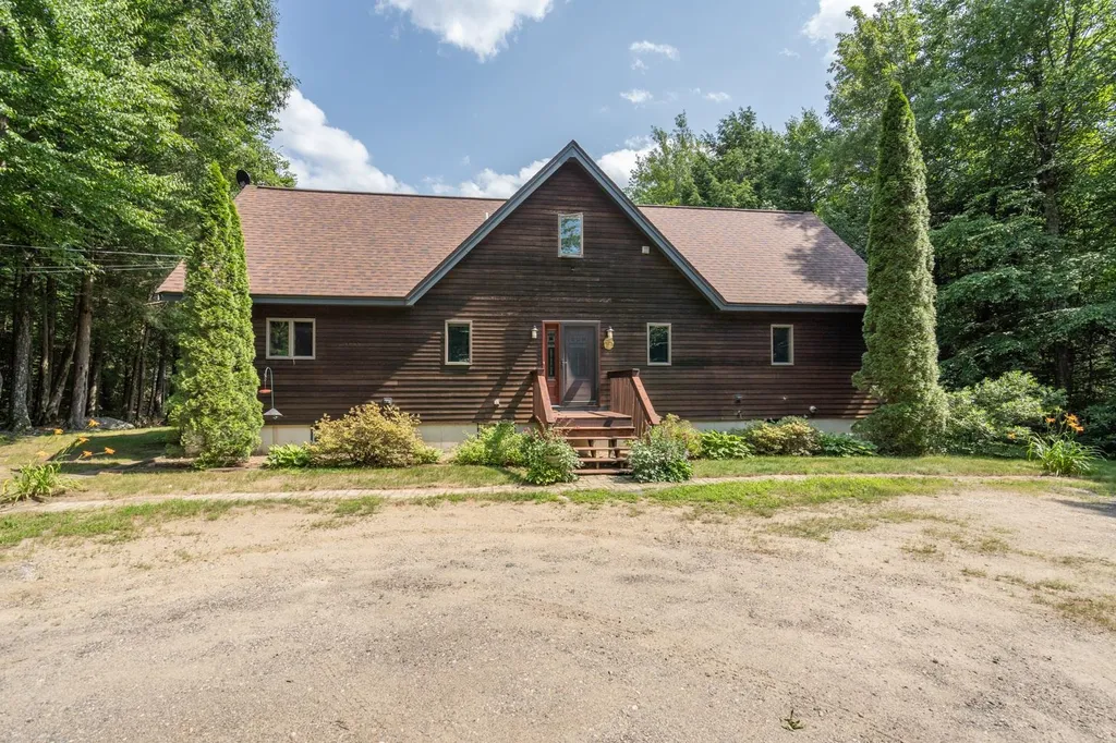 149 Mountain View Road Deerfield NH 03037