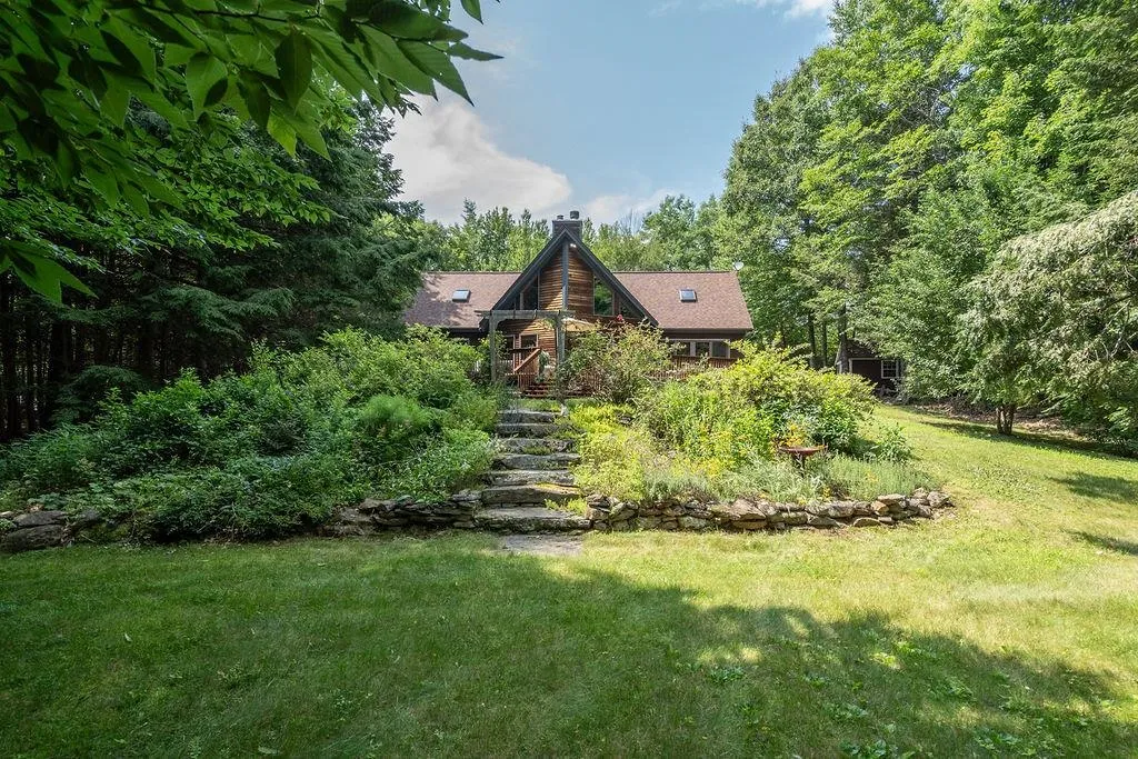 149 Mountain View Road Deerfield NH 03037