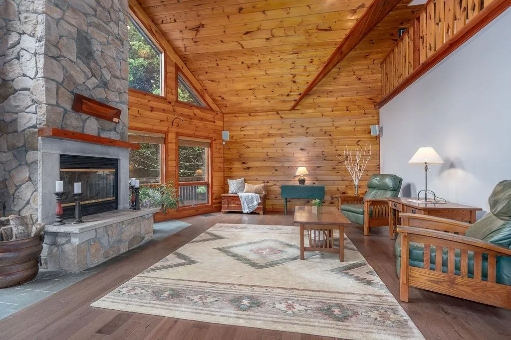 149 Mountain View Road Deerfield NH 03037