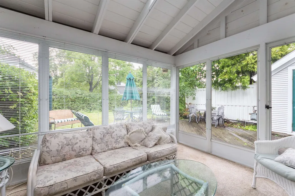 24 Oakbeach Drive Burlington VT 05401