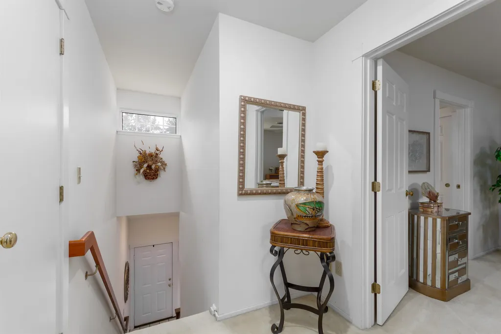 24 Oakbeach Drive Burlington VT 05401