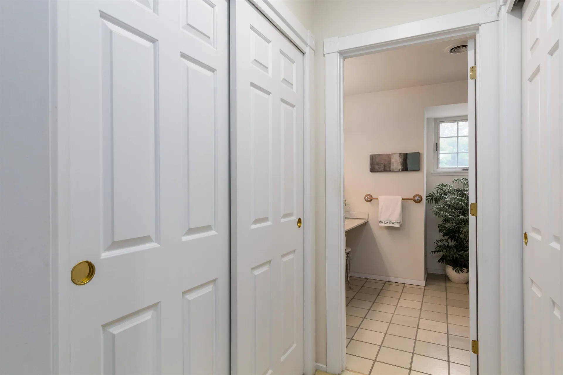 24 Oakbeach Drive Burlington VT 05401