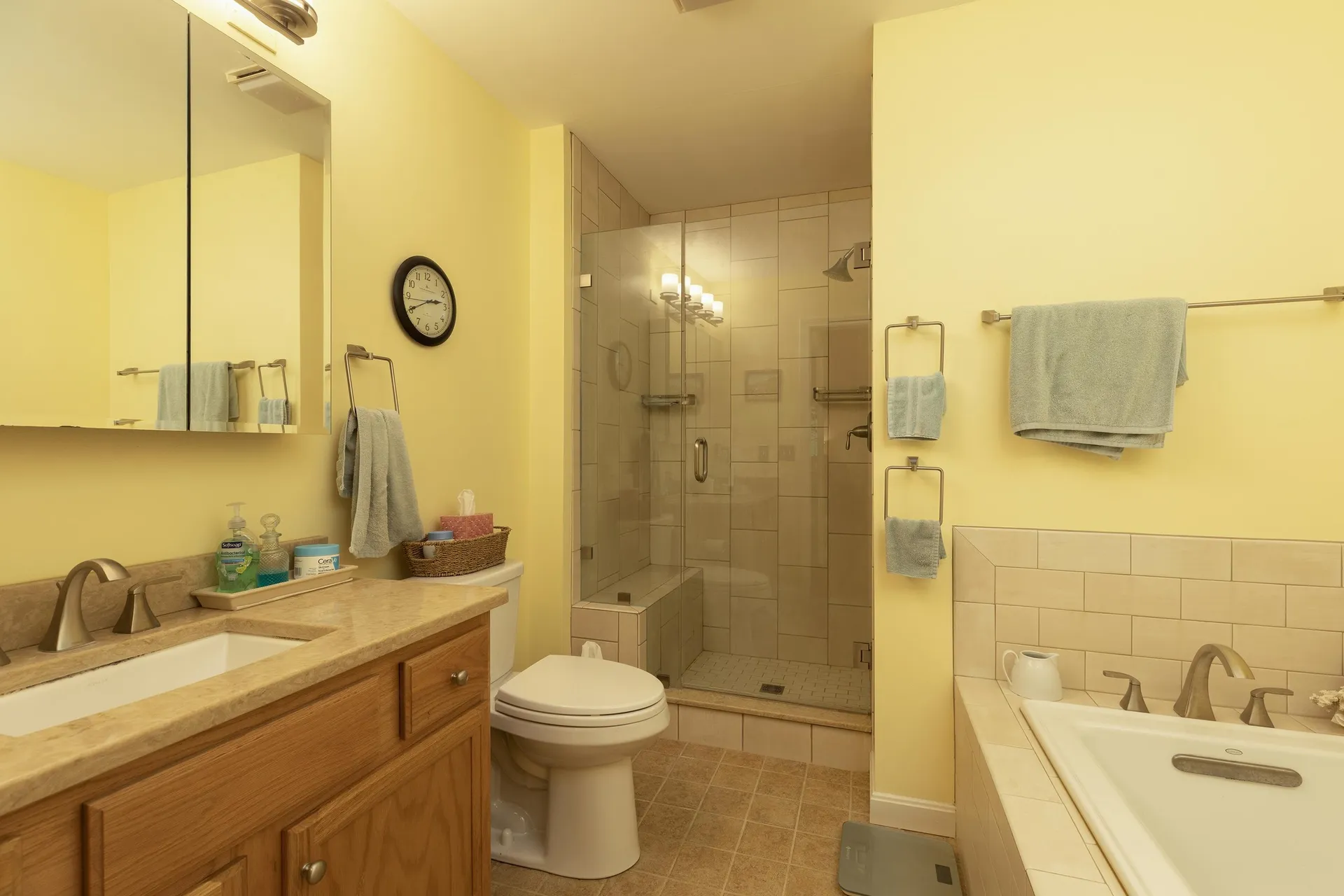 52 Azalea Circle Hartford VT 05001