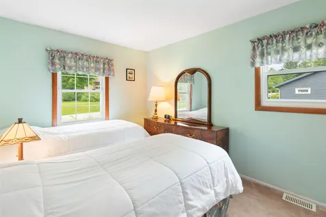 25 Thayer Ridge Road Brattleboro VT 05301