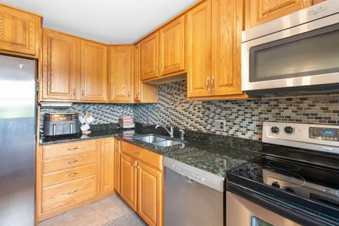 25 Thayer Ridge Road Brattleboro VT 05301