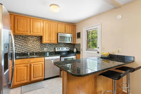 25 Thayer Ridge Road Brattleboro VT 05301