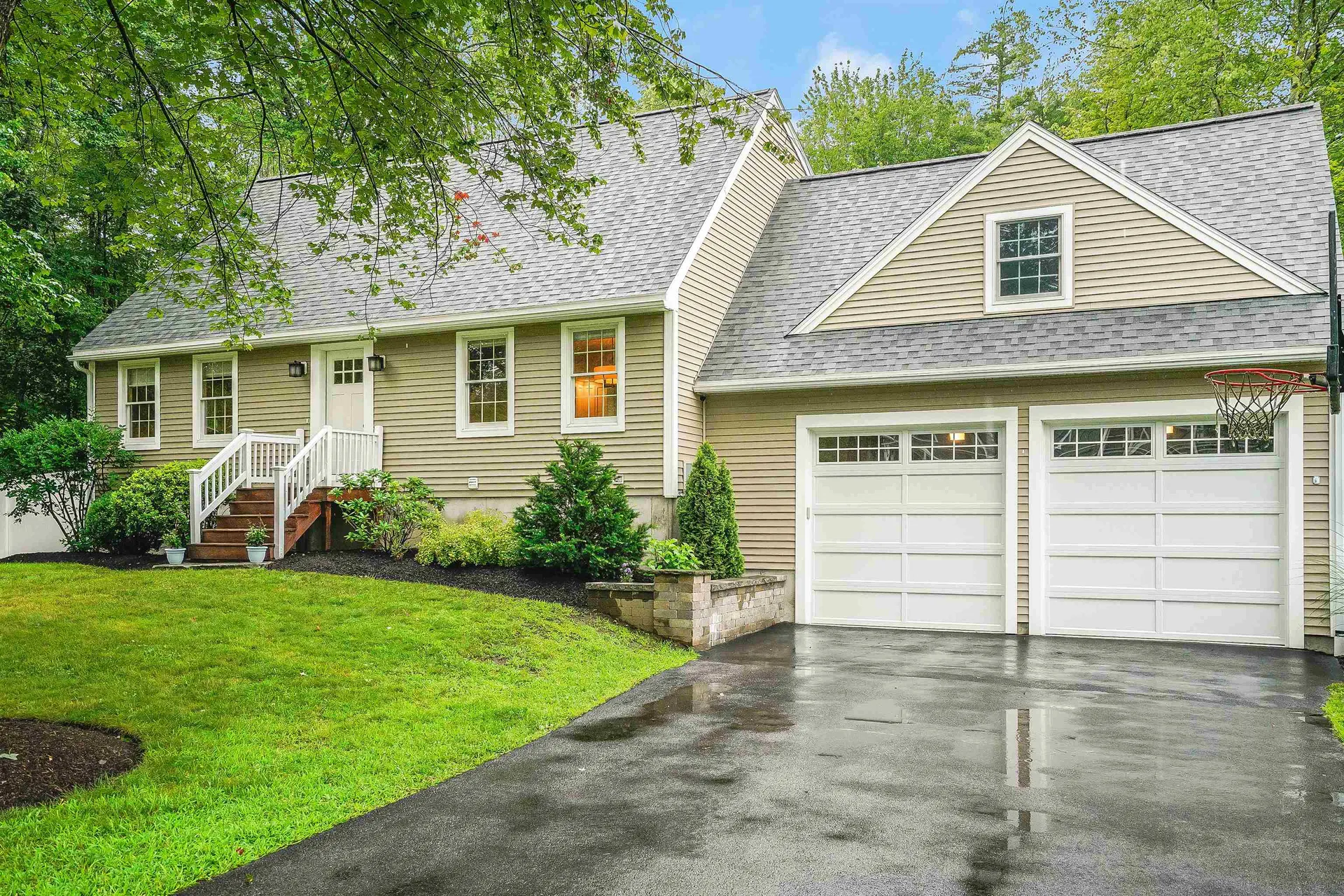 4 Dean Drive Dover NH 03820