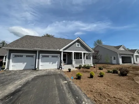 90 Three Ponds Drive Brentwood NH 03833