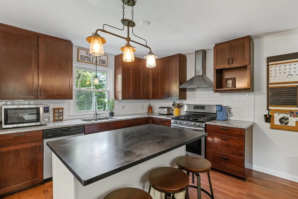 71 Bow Street Concord NH 03301