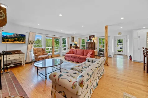 372 Old Farm Road Stowe VT 05672