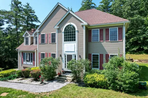 4 Ashley Nicole Drive Plaistow NH 03865