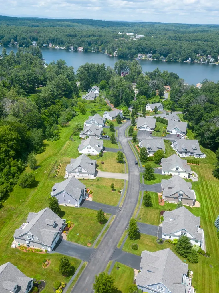 12 Harvest Road Windham NH 03087
